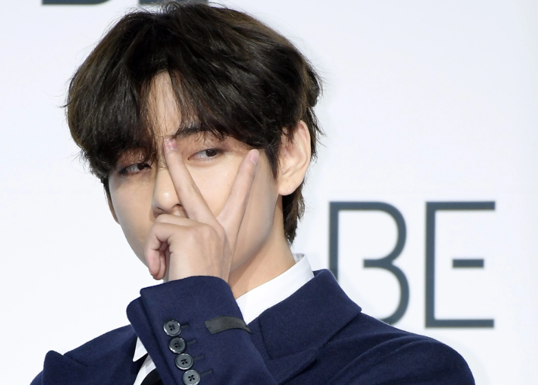 Kim Taehyung (V) Most Hnadsome Man In The World Kim Taehyung (V) Most Hnadsome Man In The World